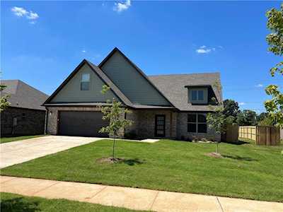 4706 SW Bridgewater St Bentonville, AR 72713