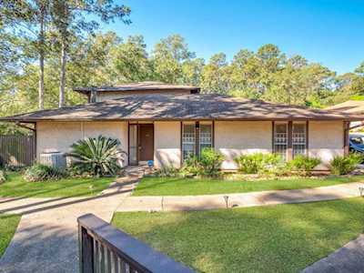 217 Westwood Dr Tallahassee, FL 32304-1413