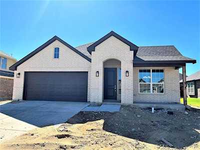 1320 Hunters Ridge Drive Crowley, TX 76036