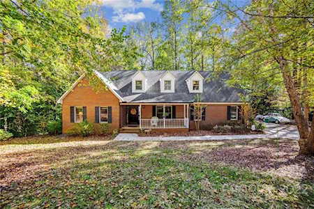 1218 Hunting Ridge Dr Belmont, NC 28012
