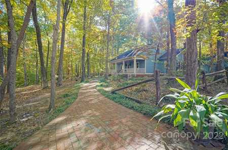 218 Nelson Rd Matthews, NC 28104