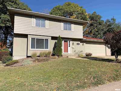1853 W Teton Dr Peoria, IL 61614