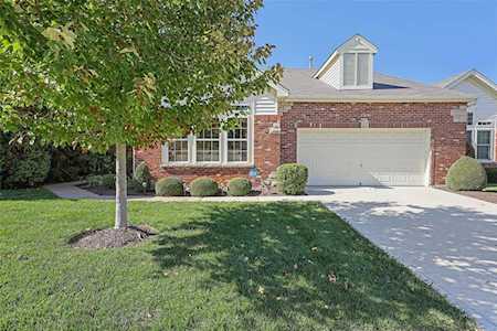 757 Stone Meadow Dr Chesterfield, MO 63005