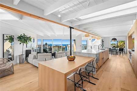 2604 Victoria Laguna Beach, CA 92651