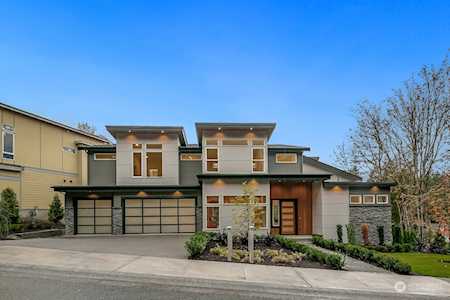7992 138th Ave SE Newcastle, WA 98059