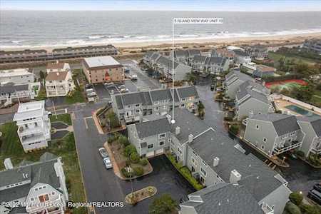 5 Island View Way #10 Sea Bright, NJ 07760
