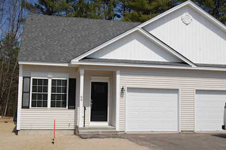 8A Villa Ln #7A Goffstown, NH 03045