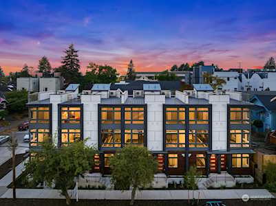 4701 Evanston Ave N Seattle, WA 98103