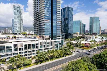 1118 Ala Moana Boulevard #V9 Honolulu, HI 96814