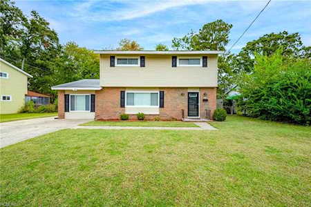 3304 Pershing Ct Hampton, VA 23666