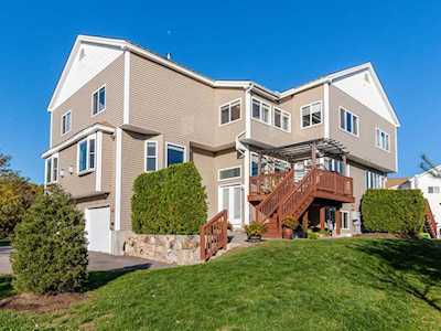 2 Queen Isabella Way #2 Ashland, MA 01721