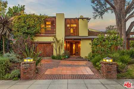 1021 Chevy Chase Dr Beverly Hills, CA 90210