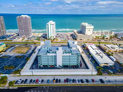 2727 Atlantic Avenue #412 Daytona Beach, FL 32118