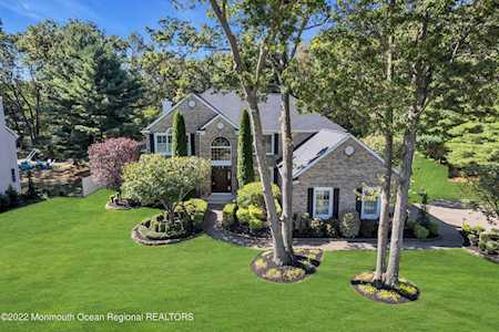 1415 Pippin Dr Manasquan, NJ 08736