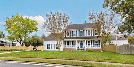 4493 Pissarro Dr Virginia Beach, VA 23456