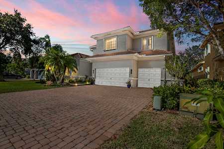 6583 NW 127th Terrace Parkland, FL 33076