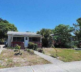 335 NE 12th Ave Boynton Beach, FL 33435