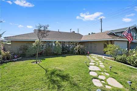 1522 Catalina Ave Santa Ana, CA 92705