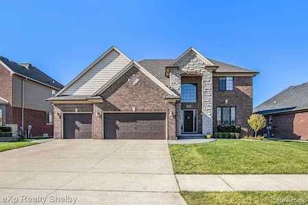 52363 Storbaelt Macomb, MI 48042