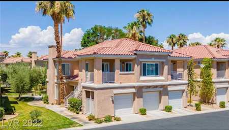 251 S Green Valley Parkway #3322 Henderson, NV 89012