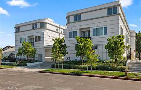 1060 S Bronson Ave #2 Los Angeles, CA 90019