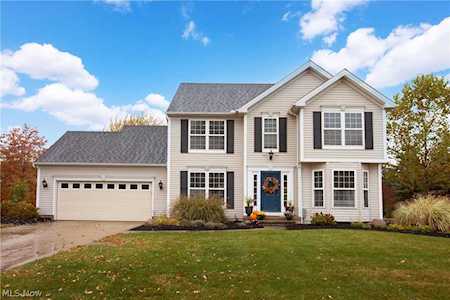 512 Crossings Way Avon Lake, OH 44012
