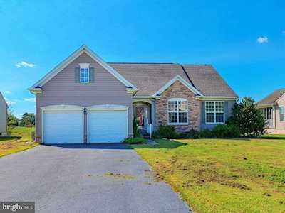 9 Little Pond Dr Milford, DE 19963
