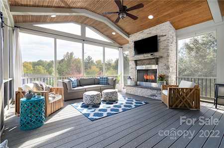1749 Colville Ln Tega Cay, SC 29708