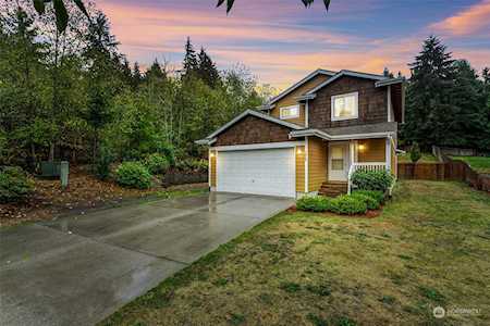 7060 E Dakota St Port Orchard, WA 98366