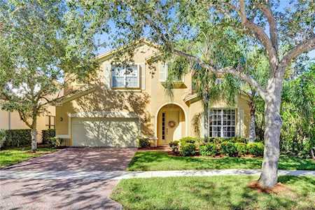 19123 Crystal Street Weston, FL 33332