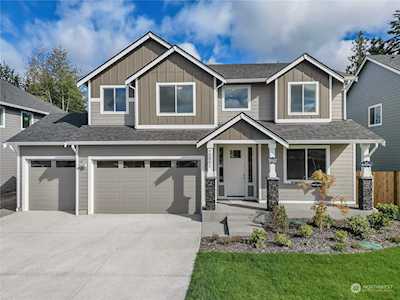 10906 71 Avenue Ct E Puyallup, WA 98373