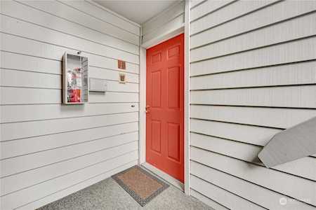 3029 127th Place SE #J12 Bellevue, WA 98005