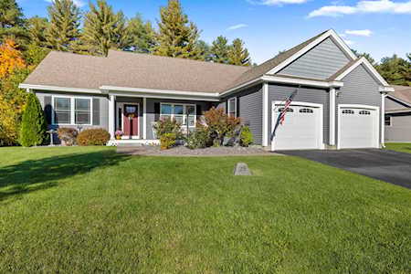 29 Pilgrim Circle Nashua, NH 03063