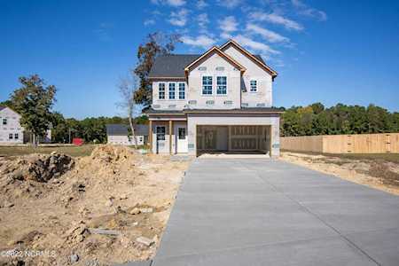 105 Shagbark Court Jacksonville, NC 28546