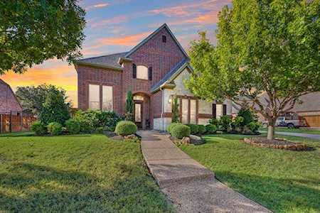 2204 Aberdeen Drive Trophy Club, TX 76262