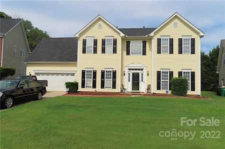 2541 Thomasson Place Circle Charlotte, NC 28213