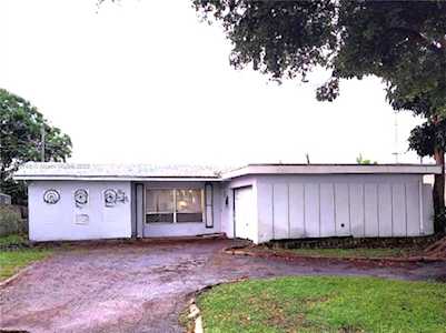 6741 Arbor Dr Miramar, FL 33023