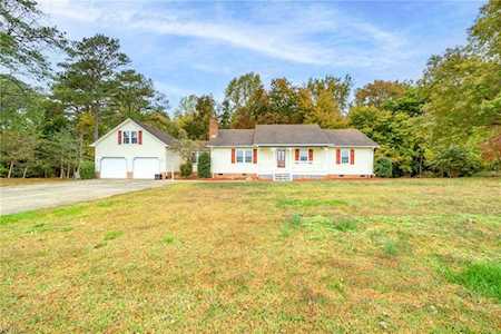 13505 Shiloh Dr Windsor, VA 23487