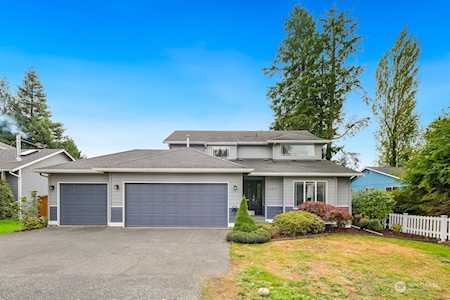 21835 SE 270th St Maple Valley, WA 98038