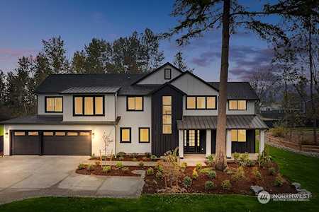 1109 122nd Ave E Edgewood, WA 98372