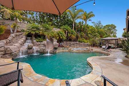 7287 Paseo Capuchina Carlsbad, CA 92009
