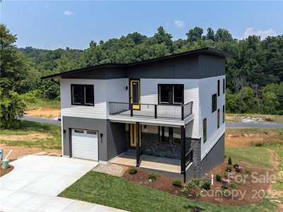 218 Torch Light Way Asheville, NC 28806