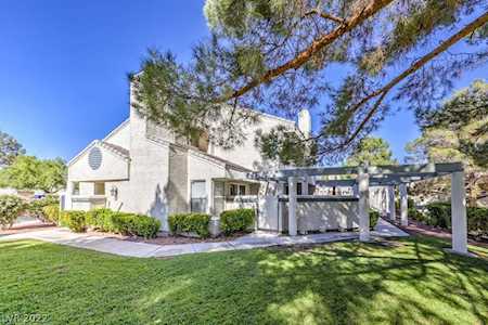 8949 Clairton Ct Las Vegas, NV 89117