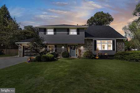 117 Monticello Dr Cinnaminson, NJ 08077