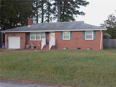310 Saunders Dr Portsmouth, VA 23701