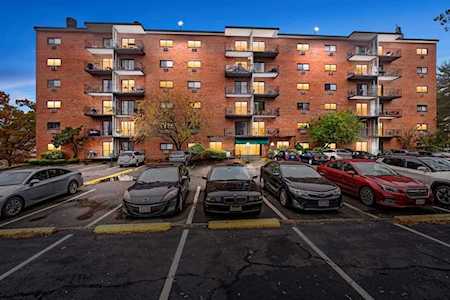 1321 Worcester Rd #208 Framingham, MA 01701