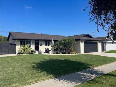 6401 Down Dr Huntington Beach, CA 92647