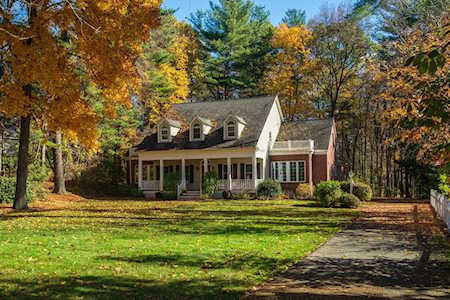 2 Stoneymeade Way Acton, MA 01720