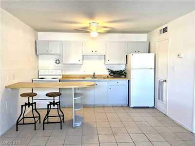 3712 Royal Crest St #9 Las Vegas, NV 89119
