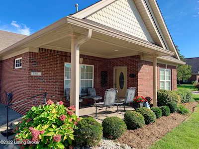 3903 Spring Park Ln Louisville, KY 40218